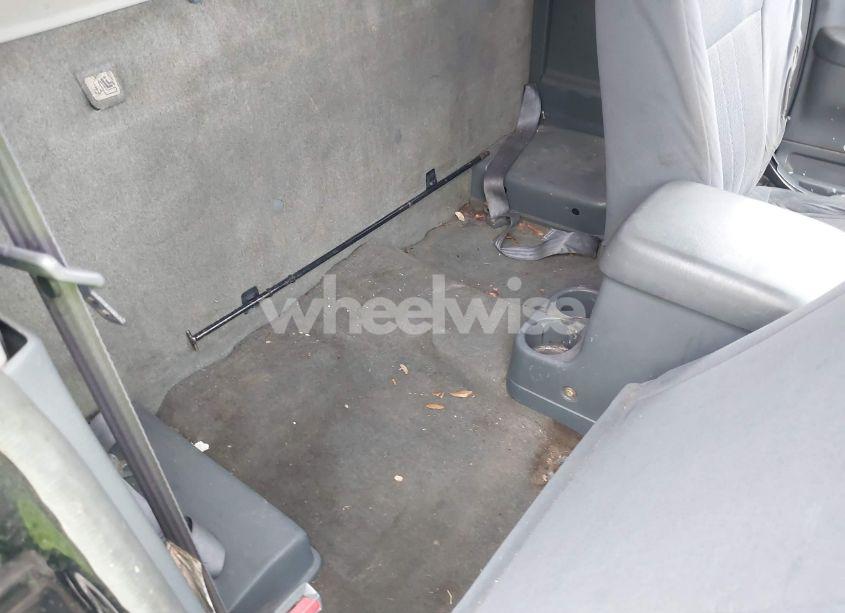 Photo 8 of 2001 Nissan Frontier XE (VIN 1N6DD26S41C315245)