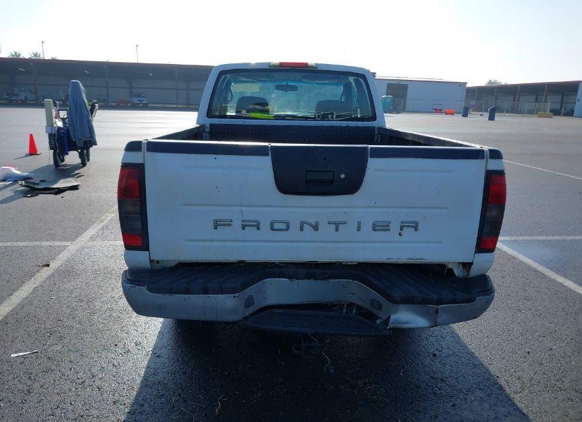 Photo 16 of 2002 Nissan Frontier XE (VIN 1N6DD26S42C366875)