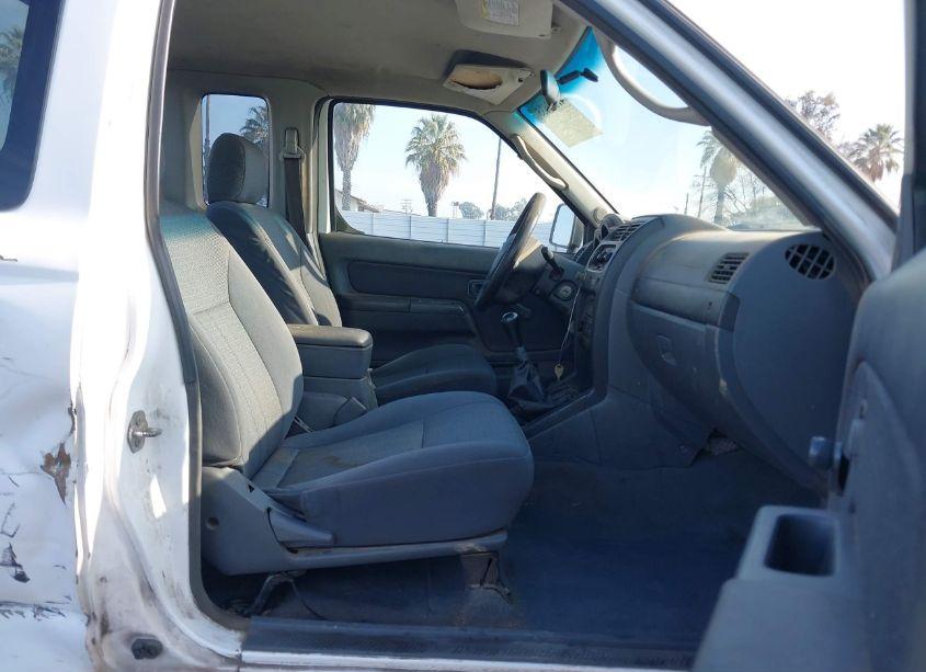 Photo 5 of 2002 Nissan Frontier XE (VIN 1N6DD26S42C366875)