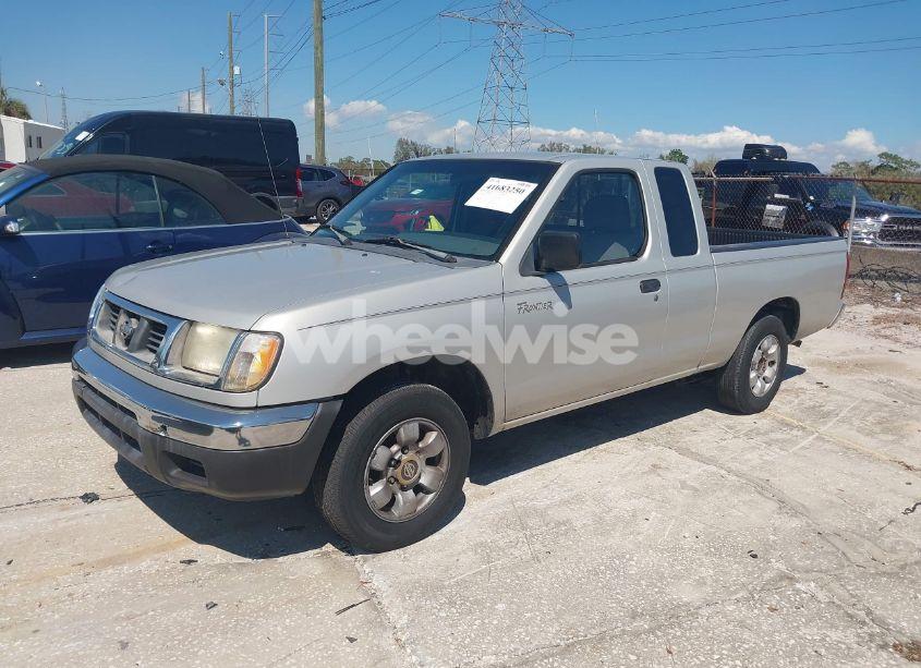Photo 2 of 1999 Nissan Frontier 2WD SE/XE (VIN 1N6DD26S4XC337030)