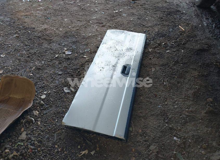 Photo 11 of 2000 Nissan Frontier XE (VIN 1N6DD26S4YC418529)