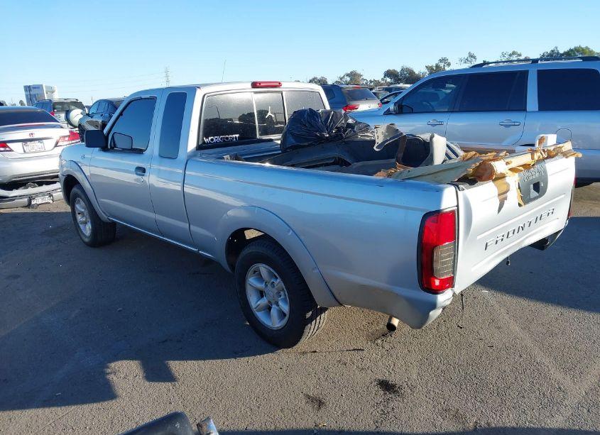 Photo 3 of 2001 Nissan Frontier XE (VIN 1N6DD26S51C326237)
