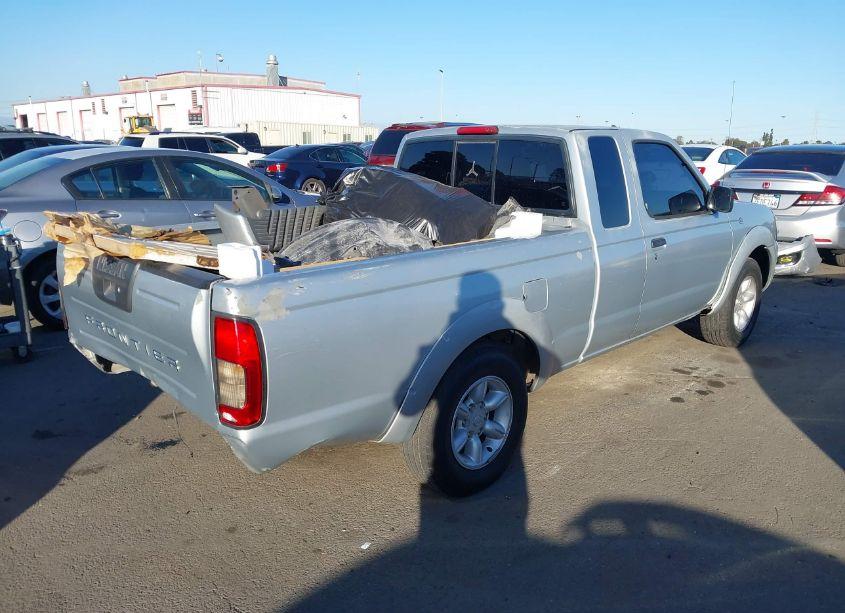Photo 4 of 2001 Nissan Frontier XE (VIN 1N6DD26S51C326237)