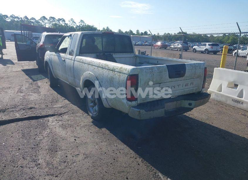 Photo 3 of 2001 Nissan Frontier XE (VIN 1N6DD26S51C365054)