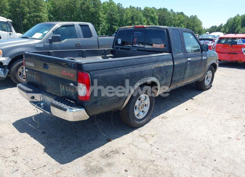 Photo 4 of 1998 Nissan Frontier SE/XE (VIN 1N6DD26S5WC385179)