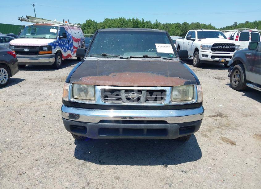 Photo 6 of 1998 Nissan Frontier SE/XE (VIN 1N6DD26S5WC385179)