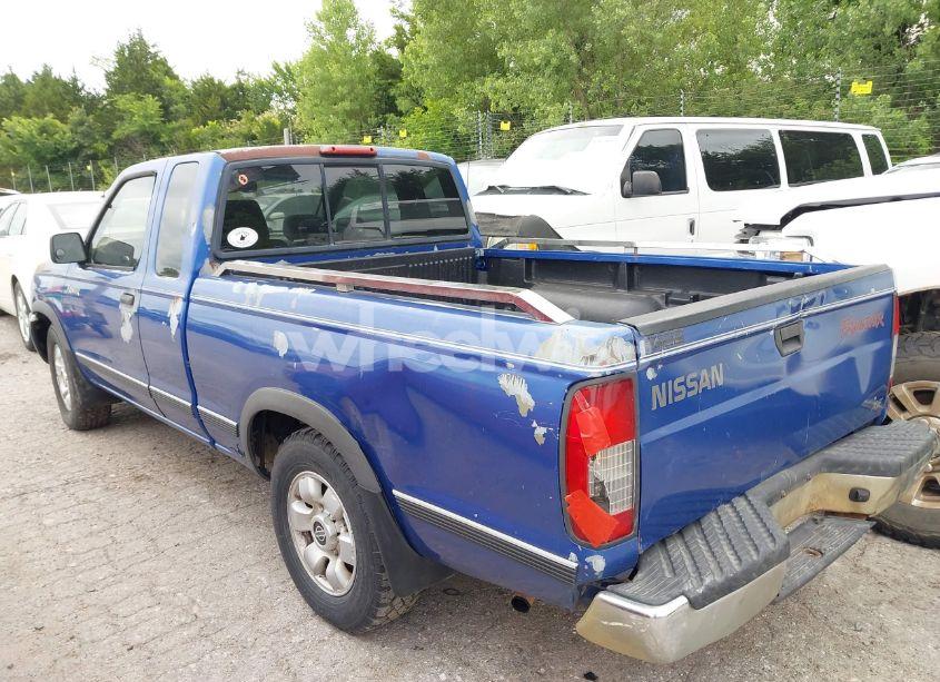 Photo 3 of 1999 Nissan Frontier SE/XE (VIN 1N6DD26S5XC319085)