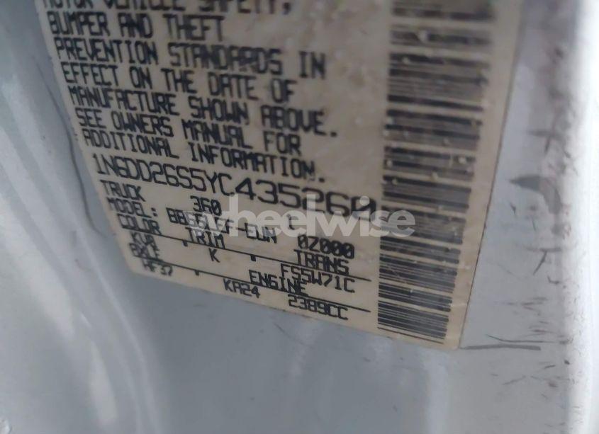 Photo 9 of 2000 Nissan Frontier XE (VIN 1N6DD26S5YC435260)