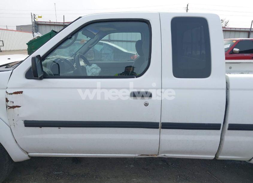 Photo 14 of 2002 Nissan Frontier XE (VIN 1N6DD26S62C314034)