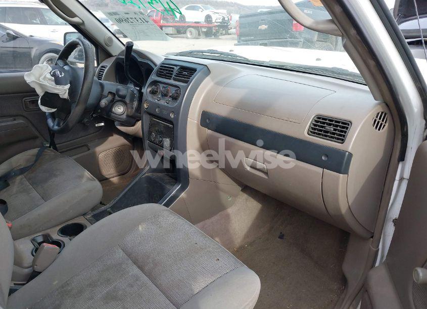 Photo 5 of 2002 Nissan Frontier XE (VIN 1N6DD26S62C314034)