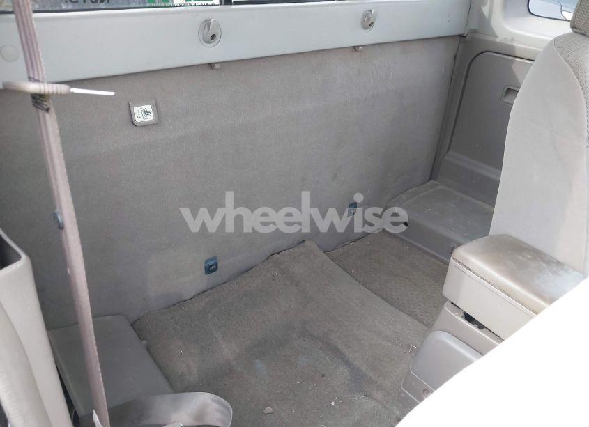 Photo 8 of 2002 Nissan Frontier XE (VIN 1N6DD26S62C314034)