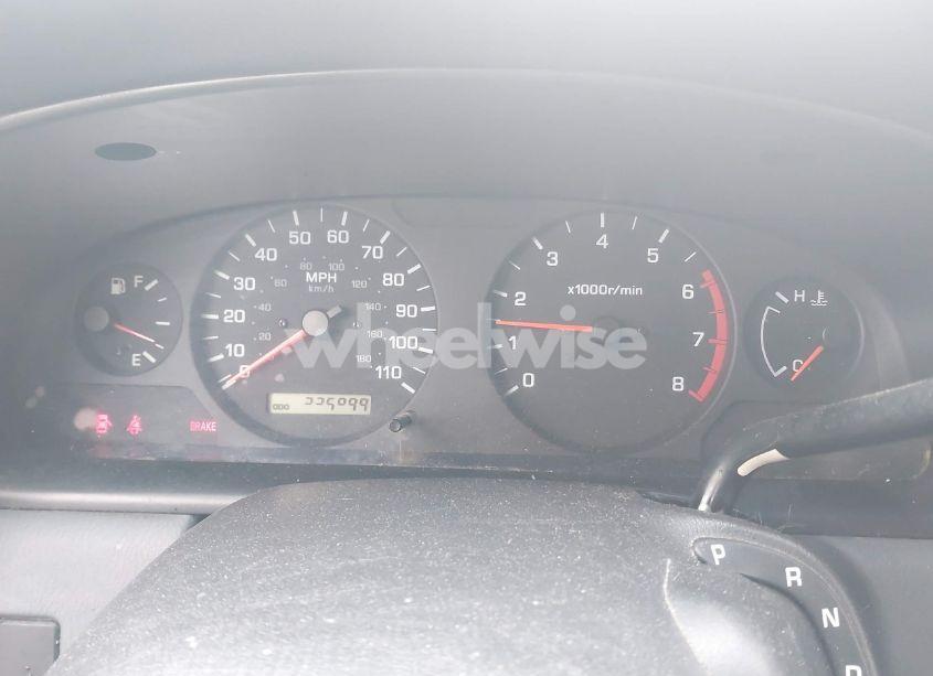 Photo 7 of 2001 Nissan Frontier XE (VIN 1N6DD26S71C303171)