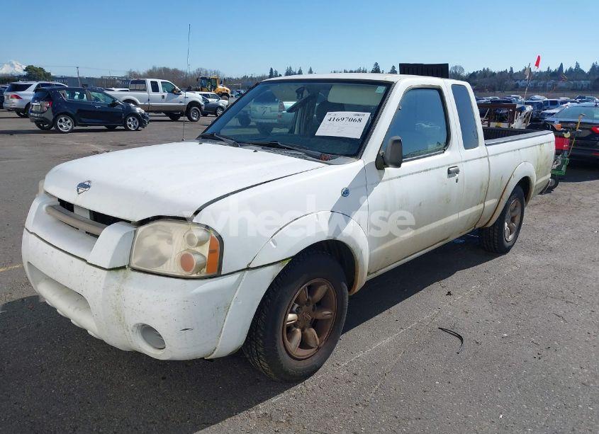 Photo 2 of 2001 Nissan Frontier XE (VIN 1N6DD26S71C317295)
