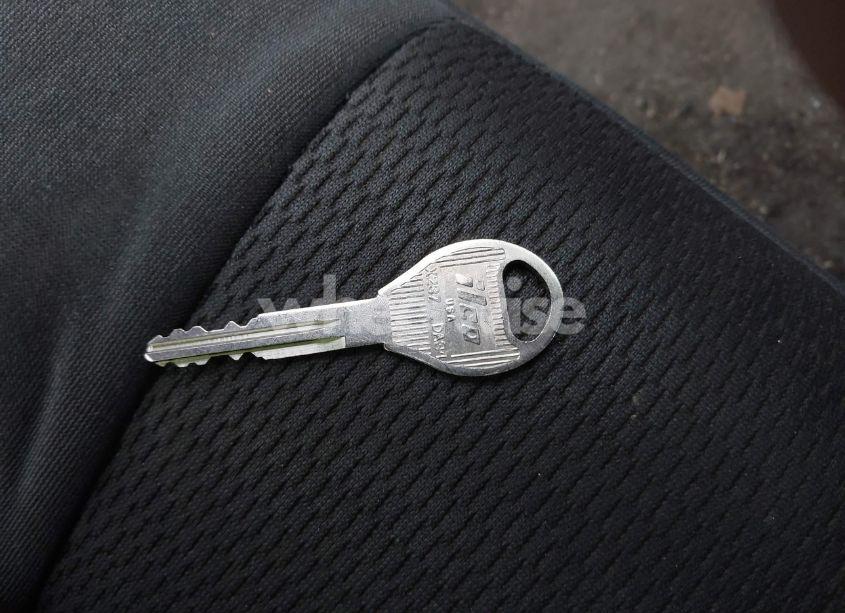 Photo 11 of 2001 Nissan Frontier XE (VIN 1N6DD26S71C320441)