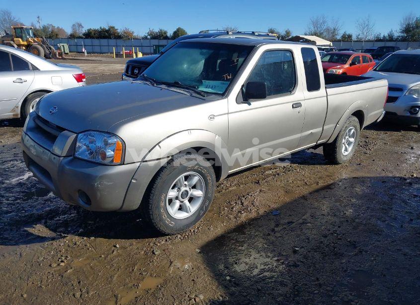 Photo 2 of 2001 Nissan Frontier XE (VIN 1N6DD26S71C320441)