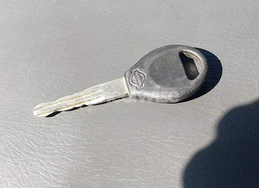 Photo 11 of 2001 Nissan Frontier XE (VIN 1N6DD26S71C401181)