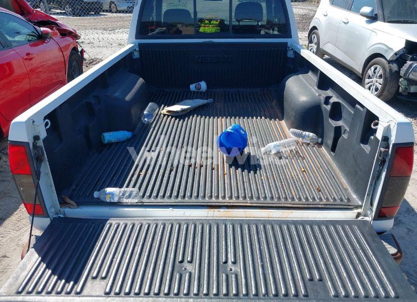 Photo 12 of 2001 Nissan Frontier XE (VIN 1N6DD26S71C401181)