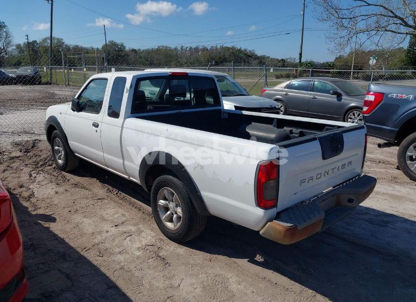 Photo 3 of 2001 Nissan Frontier XE (VIN 1N6DD26S71C401181)