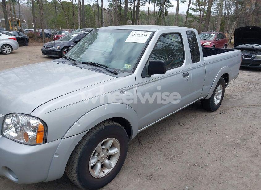 Photo 2 of 2002 Nissan Frontier XE (VIN 1N6DD26S72C307951)
