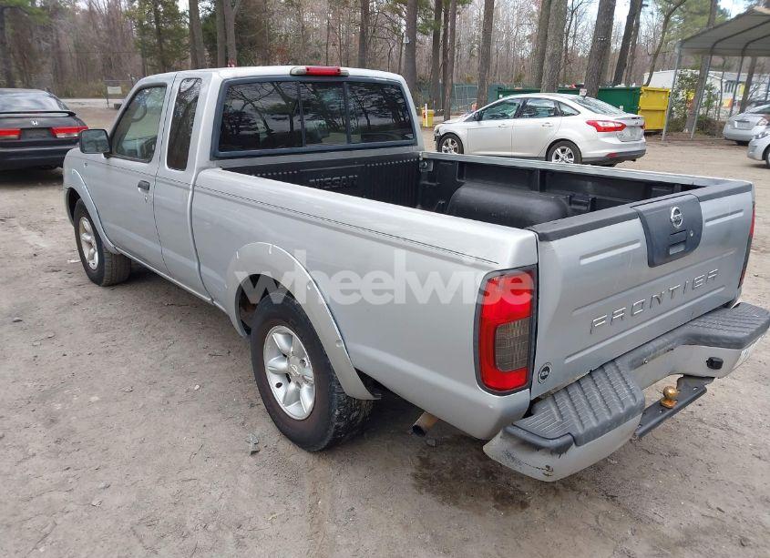 Photo 3 of 2002 Nissan Frontier XE (VIN 1N6DD26S72C307951)