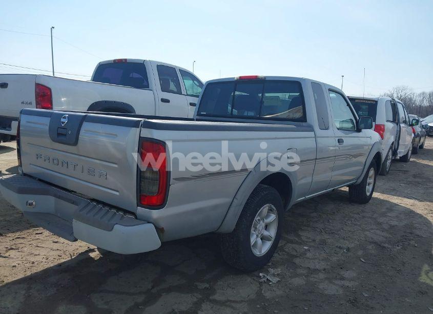 Photo 4 of 2002 Nissan Frontier XE (VIN 1N6DD26S72C364828)