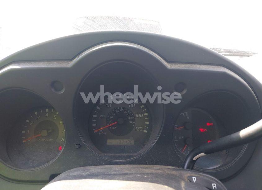 Photo 7 of 2002 Nissan Frontier XE (VIN 1N6DD26S72C364828)