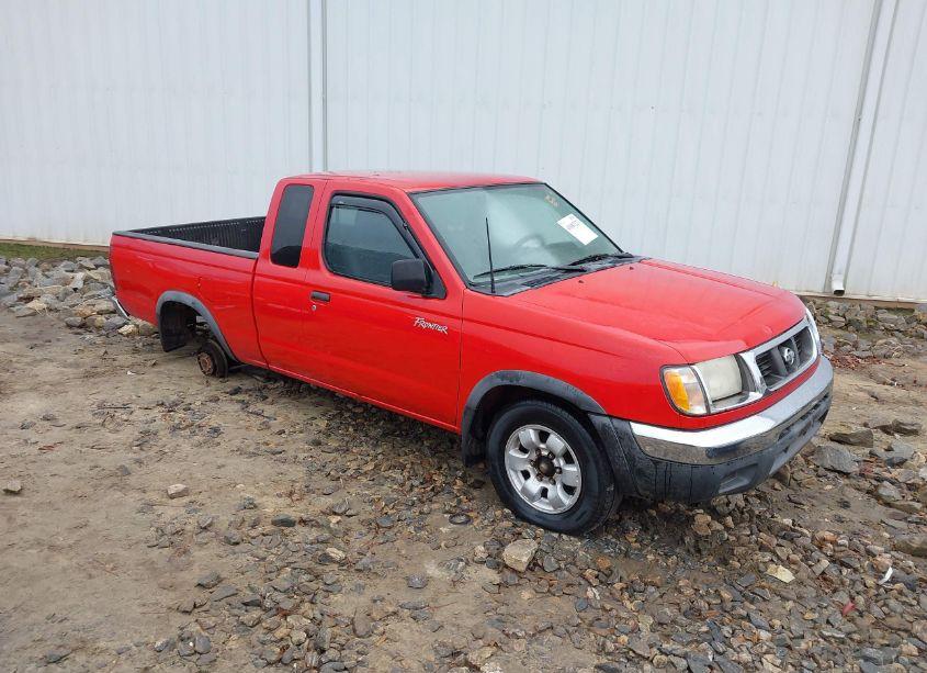 2000 Nissan Frontier XE (VIN 1N6DD26S7YC387180) main photo
