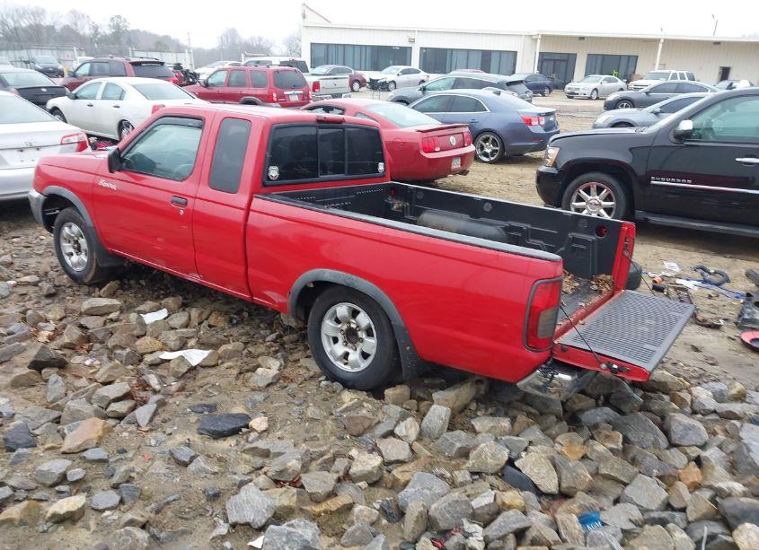 Photo 3 of 2000 Nissan Frontier XE (VIN 1N6DD26S7YC387180)