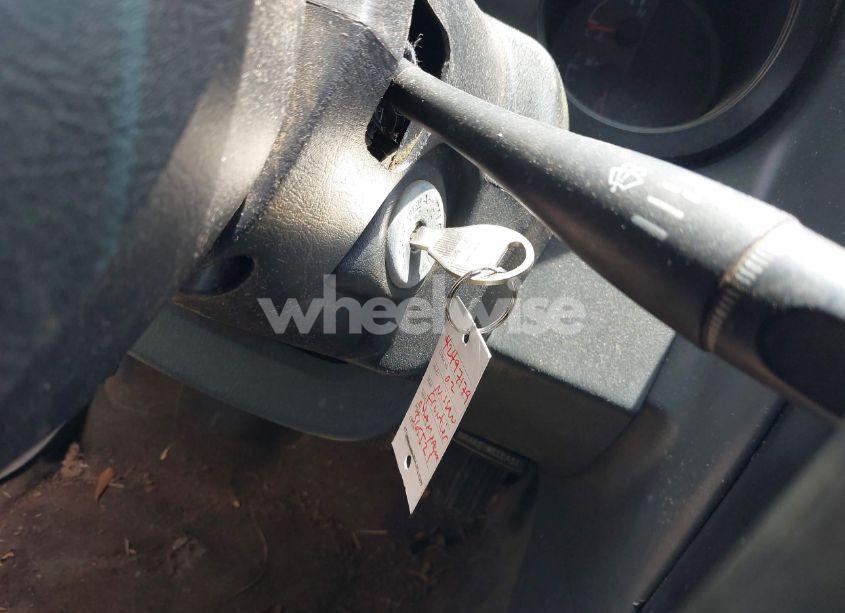 Photo 11 of 2002 Nissan Frontier XE (VIN 1N6DD26S82C365521)