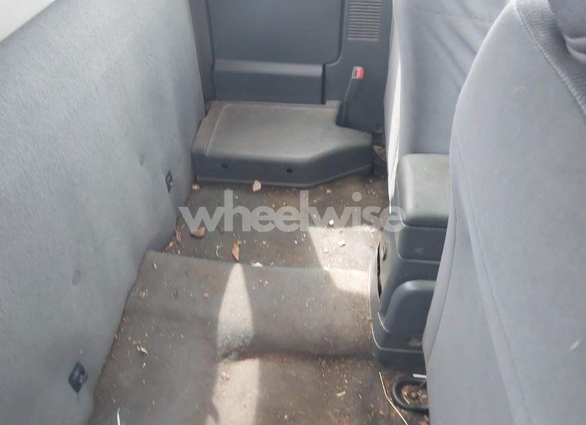 Photo 8 of 2002 Nissan Frontier XE (VIN 1N6DD26S82C365521)