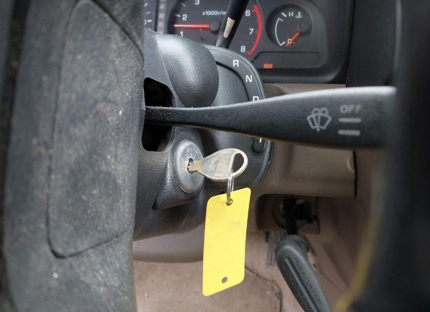 Photo 11 of 2000 Nissan Frontier XE (VIN 1N6DD26S8YC366242)