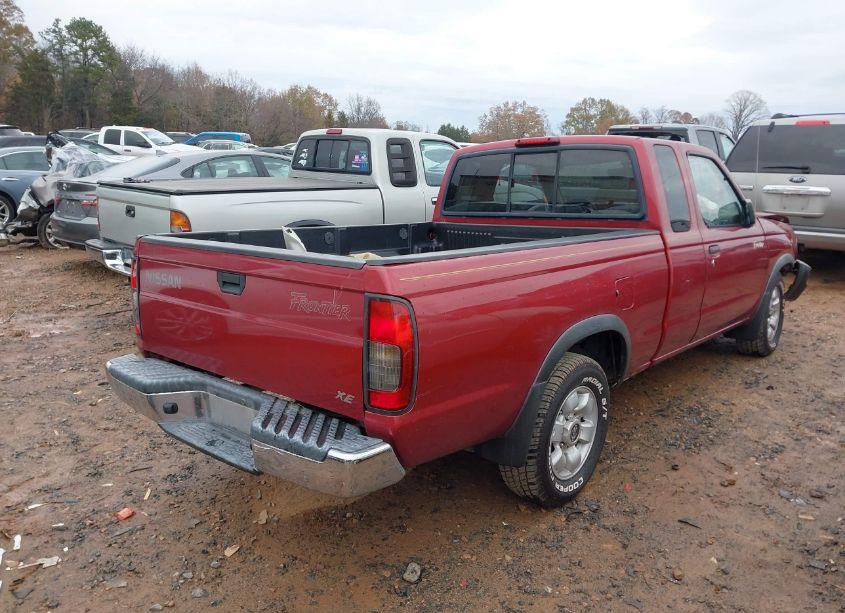 Photo 4 of 2000 Nissan Frontier XE (VIN 1N6DD26S8YC366242)