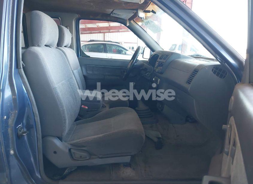 Photo 5 of 2000 Nissan Frontier XE (VIN 1N6DD26S8YC429291)