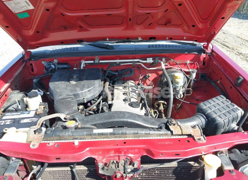 Photo 10 of 2002 Nissan Frontier XE (VIN 1N6DD26S92C314755)