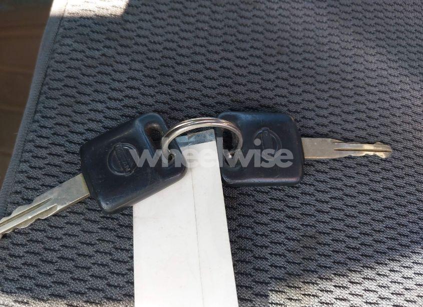 Photo 11 of 2002 Nissan Frontier XE (VIN 1N6DD26S92C314755)