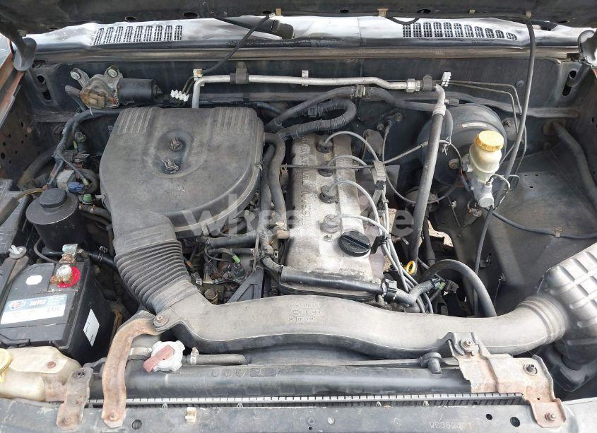 Photo 10 of 1998 Nissan Frontier SE/XE (VIN 1N6DD26S9WC362472)