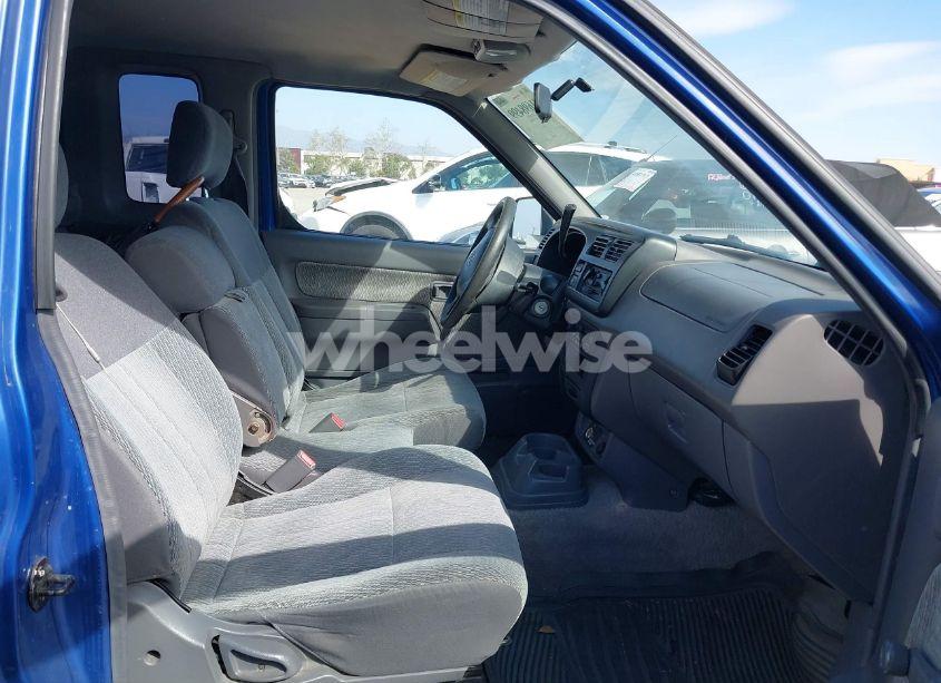 Photo 5 of 1999 Nissan Frontier 2WD SE/XE (VIN 1N6DD26S9XC326007)