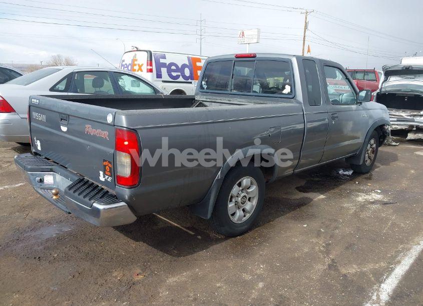 Photo 4 of 2000 Nissan Frontier XE (VIN 1N6DD26S9YC384958)