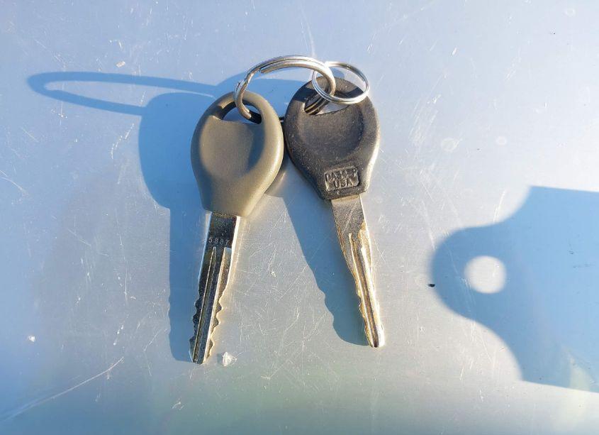 Photo 11 of 2001 Nissan Frontier XE (VIN 1N6DD26SX1C338951)