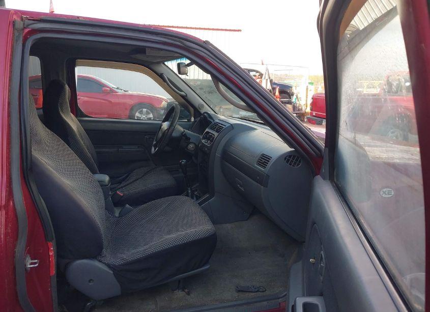 Photo 5 of 2002 Nissan Frontier XE (VIN 1N6DD26SX2C327935)