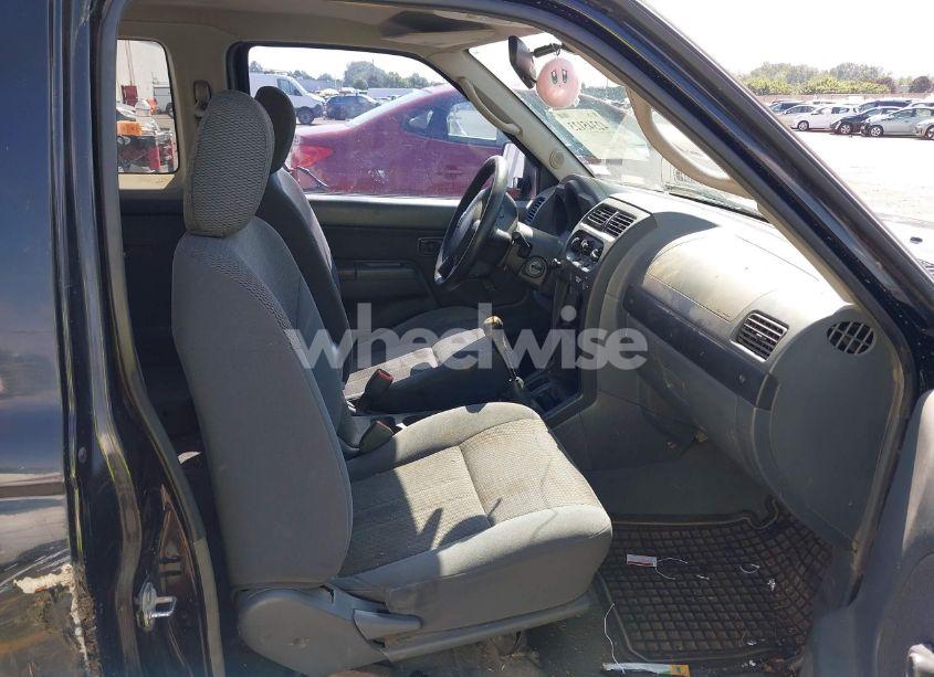 Photo 5 of 2002 Nissan Frontier XE (VIN 1N6DD26SX2C382188)