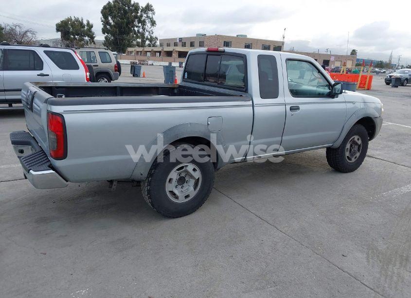 Photo 4 of 2002 Nissan Frontier XE (VIN 1N6DD26SX2C385558)
