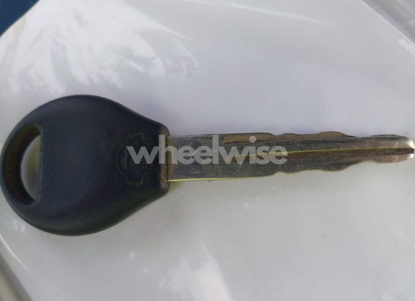 Photo 11 of 1998 Nissan Frontier SE/XE (VIN 1N6DD26SXWC306945)