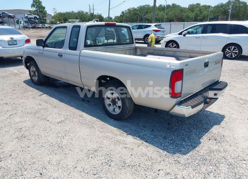 Photo 3 of 1998 Nissan Frontier SE/XE (VIN 1N6DD26SXWC348595)