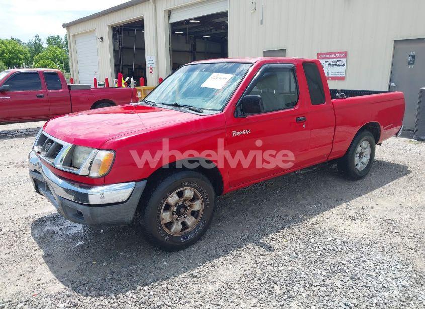 Photo 2 of 2000 Nissan Frontier XE (VIN 1N6DD26SXYC318211)