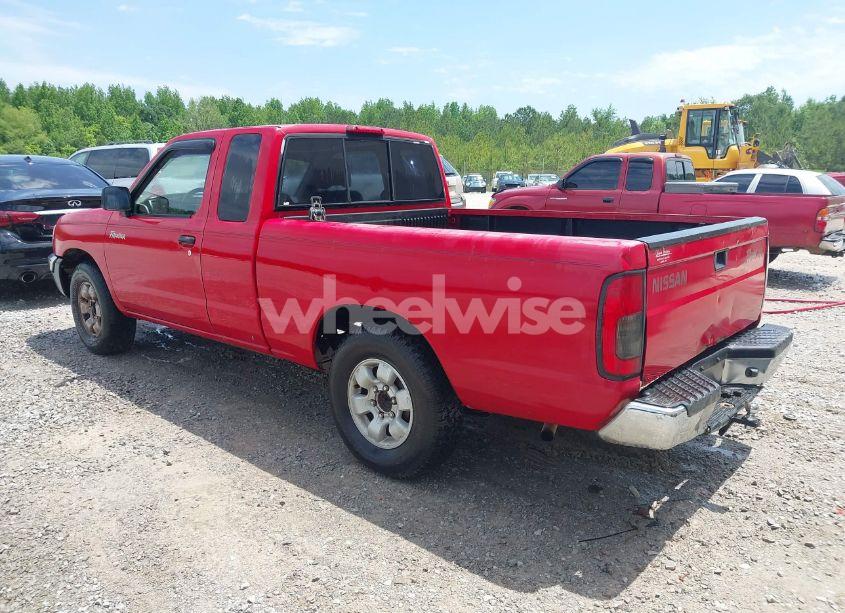 Photo 3 of 2000 Nissan Frontier XE (VIN 1N6DD26SXYC318211)
