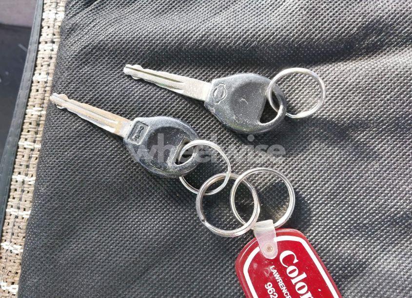 Photo 11 of 2000 Nissan Frontier XE (VIN 1N6DD26SXYC331556)