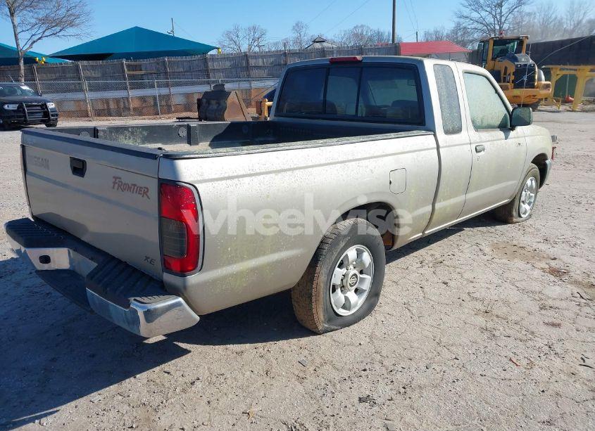Photo 4 of 2000 Nissan Frontier XE (VIN 1N6DD26SXYC331556)