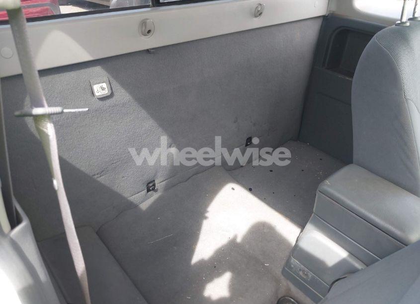 Photo 8 of 2004 Nissan Frontier XE (VIN 1N6DD26T14C479565)