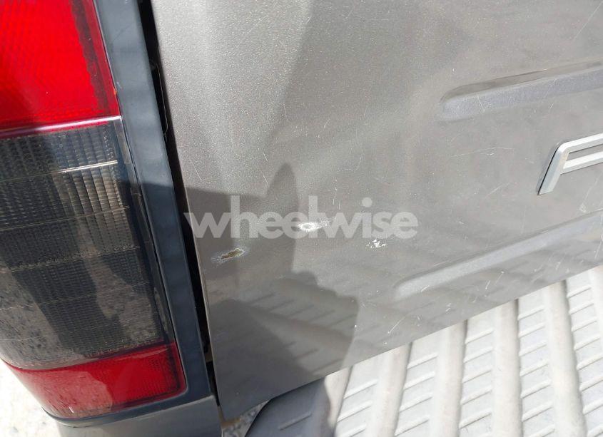 Photo 12 of 2003 Nissan Frontier XE (VIN 1N6DD26T33C401755)